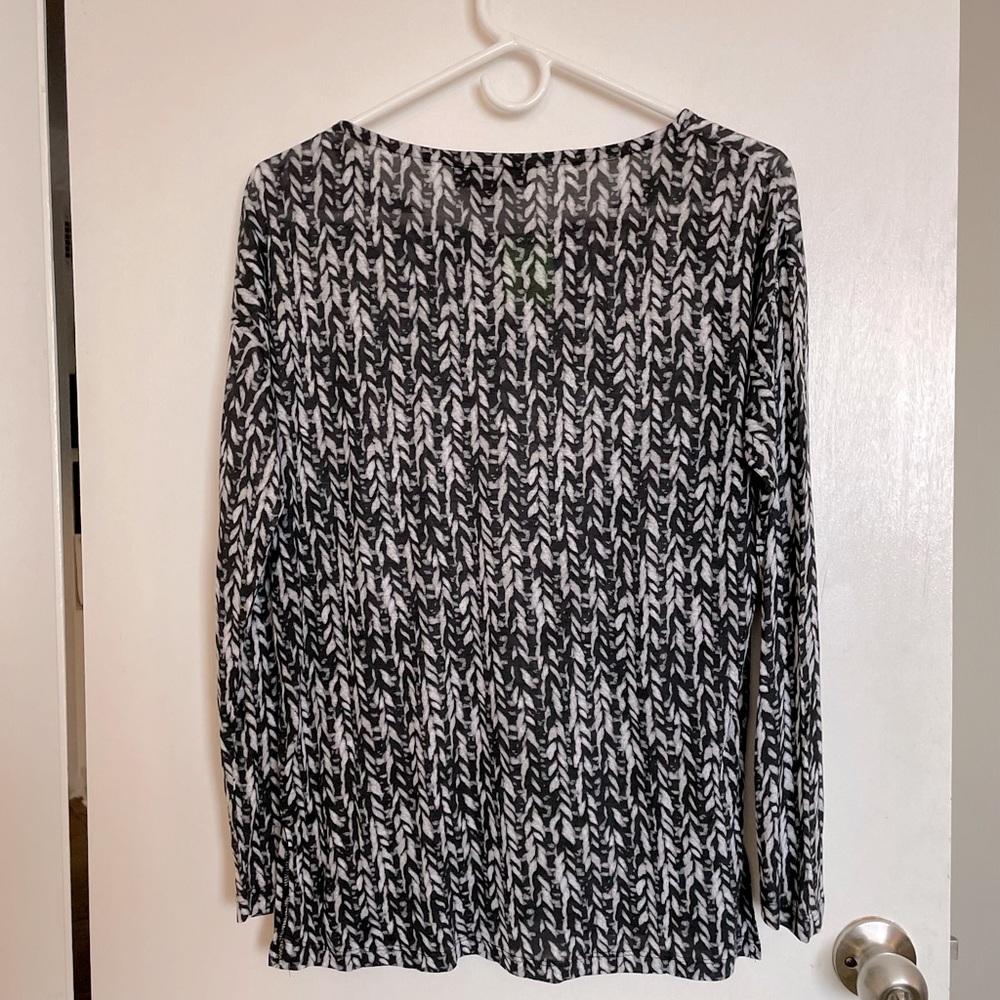 August Silk Lightweight Scoop Neck Top - Size S - Picture 5 of 12